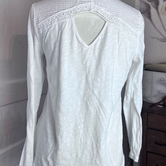 TRIBAL JEANS sz S/P LONG SLEEVE TEE WITH LACE AND CUTOUT DETAILS OVERSIZED - Picture 3 of 9